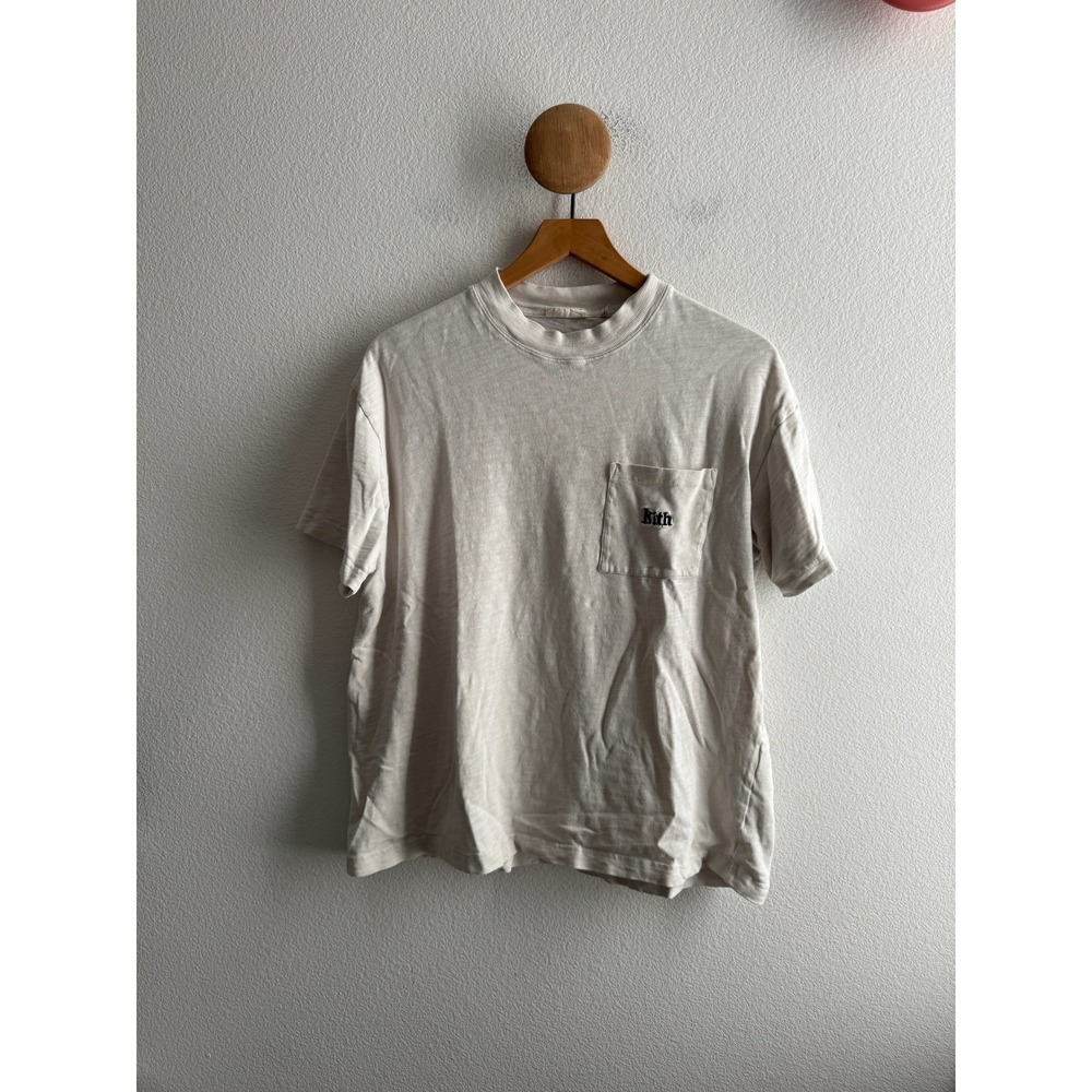 Kith Mens Logo Embroidered Pocket T-Shirt Size Medium *FLAW*